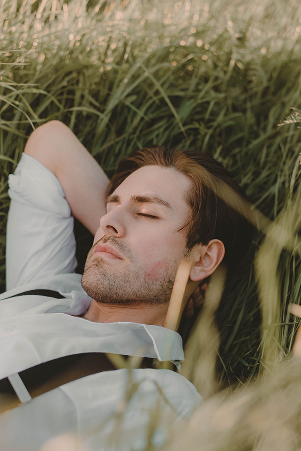 Imagen de hombre durmiendo